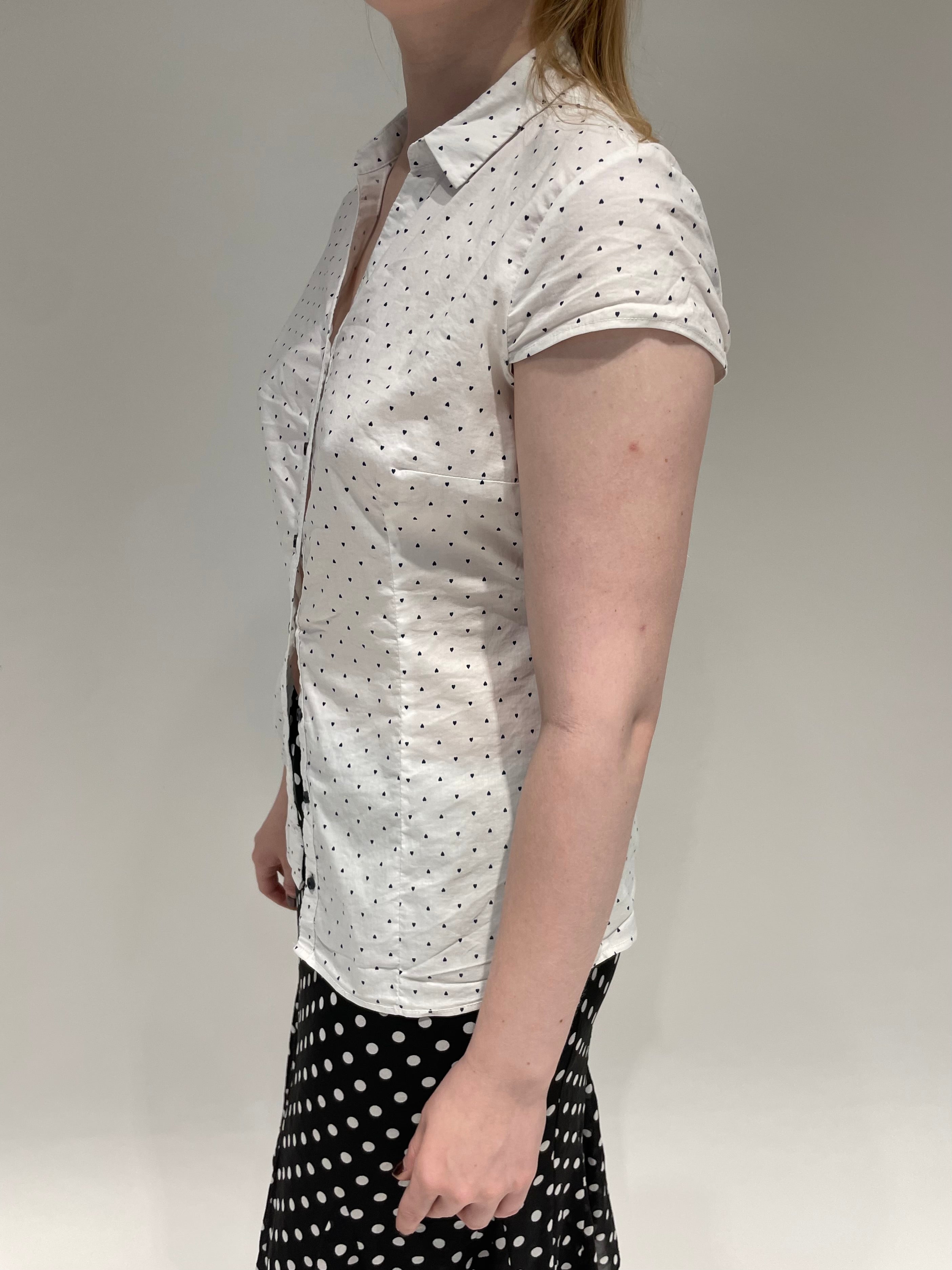 Lyhythihainen kauluspaita