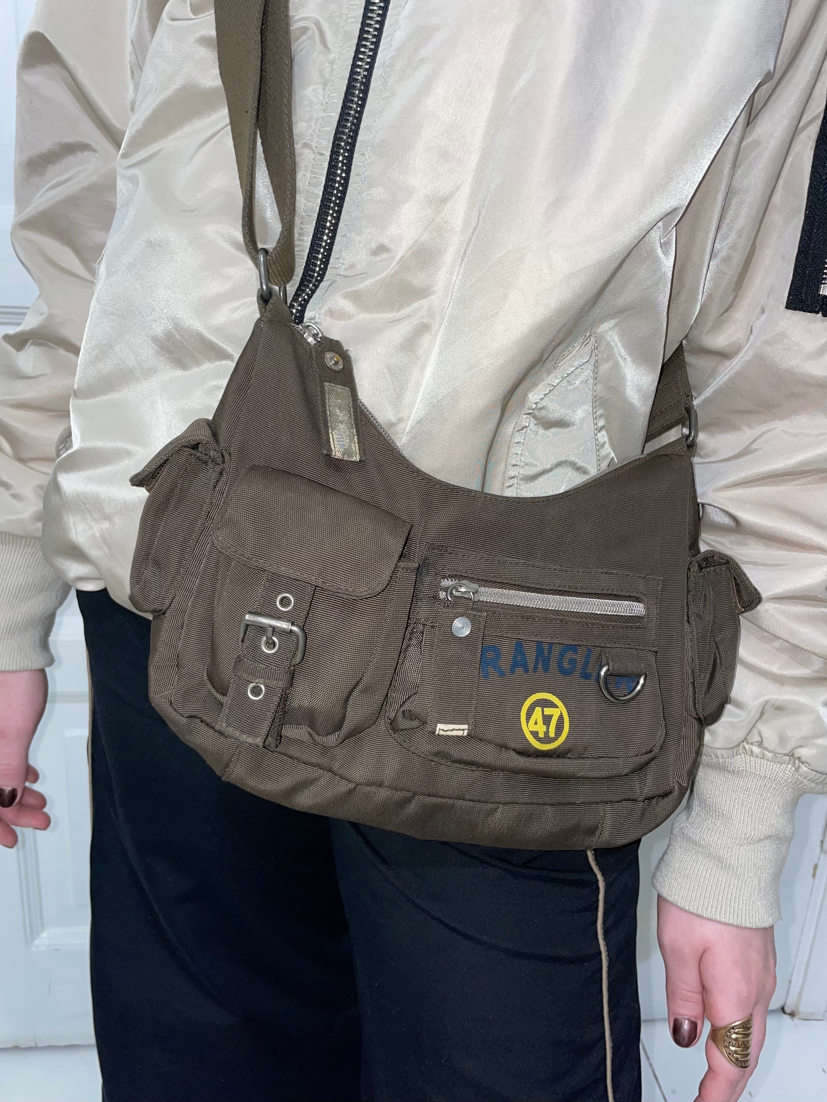 Wrangler crossbody laukku