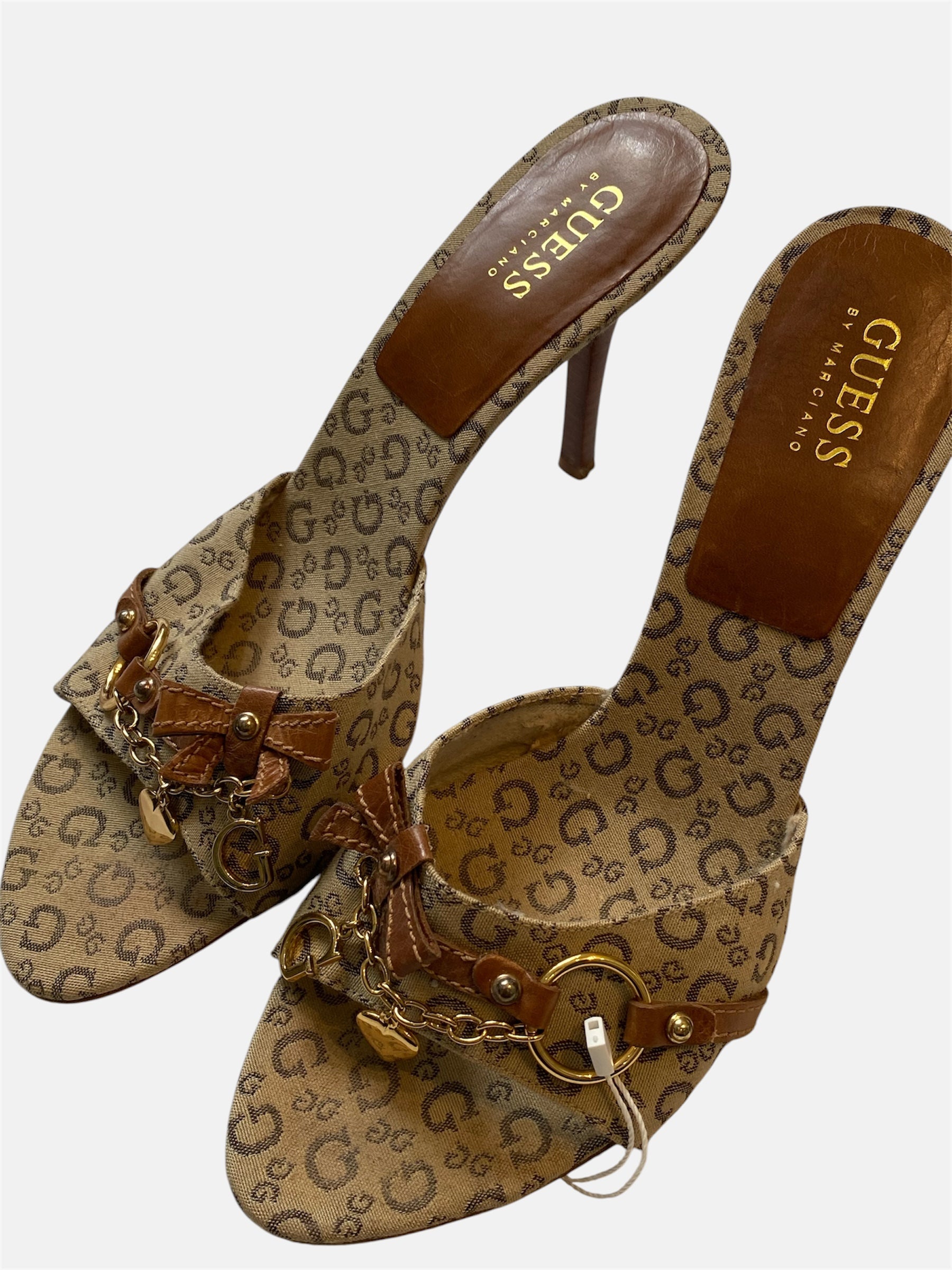 Guess kitten heels