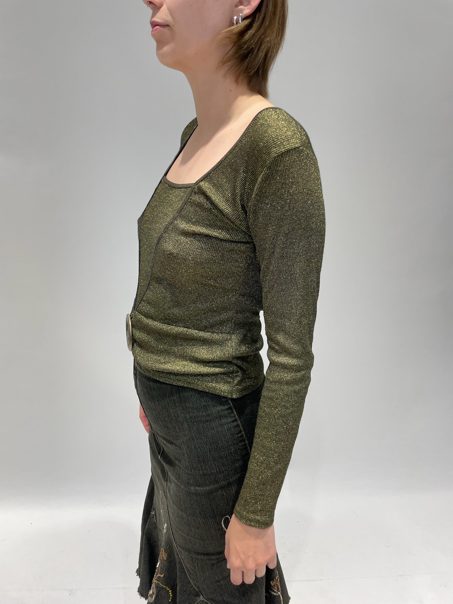 Kimaltava pitkähihainen