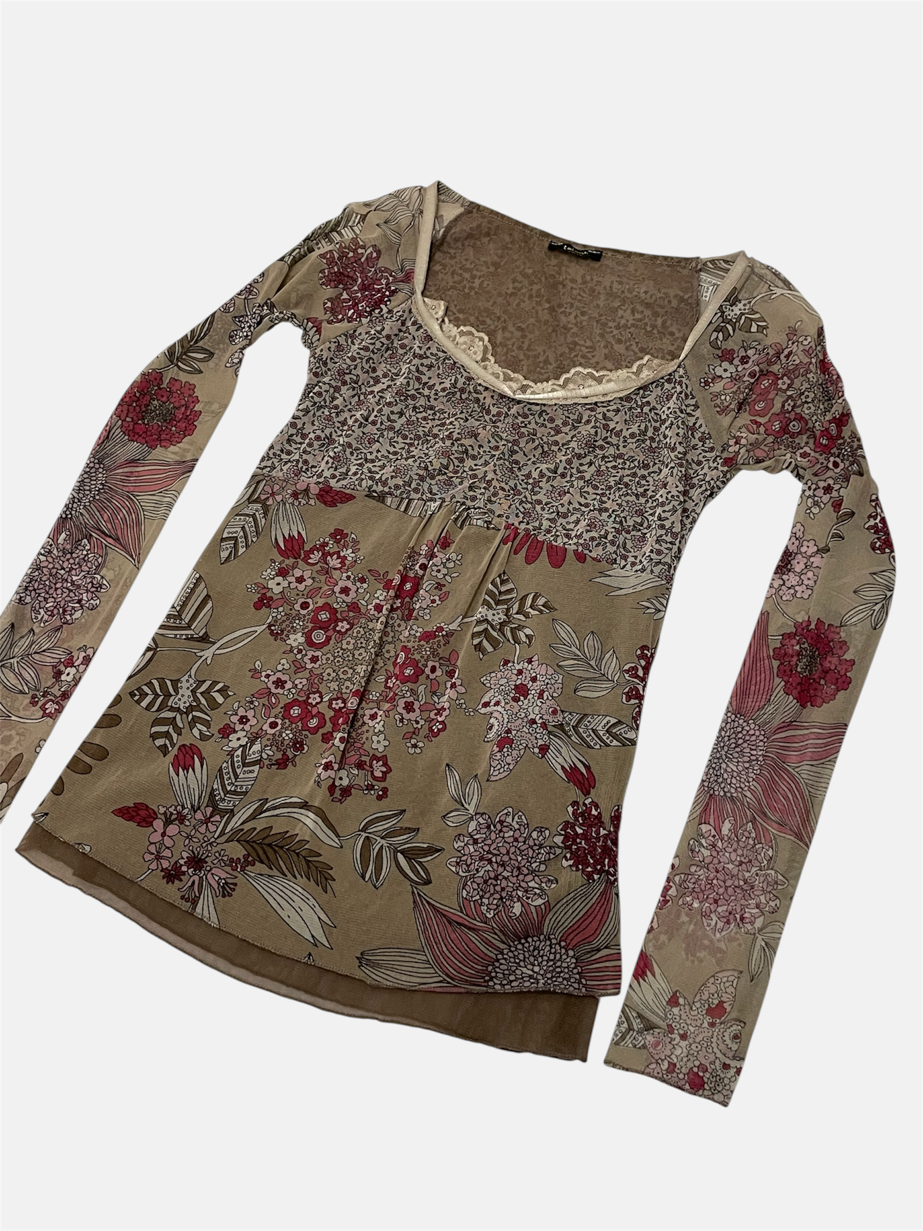 Kukkakuvioinen pitkähihainen